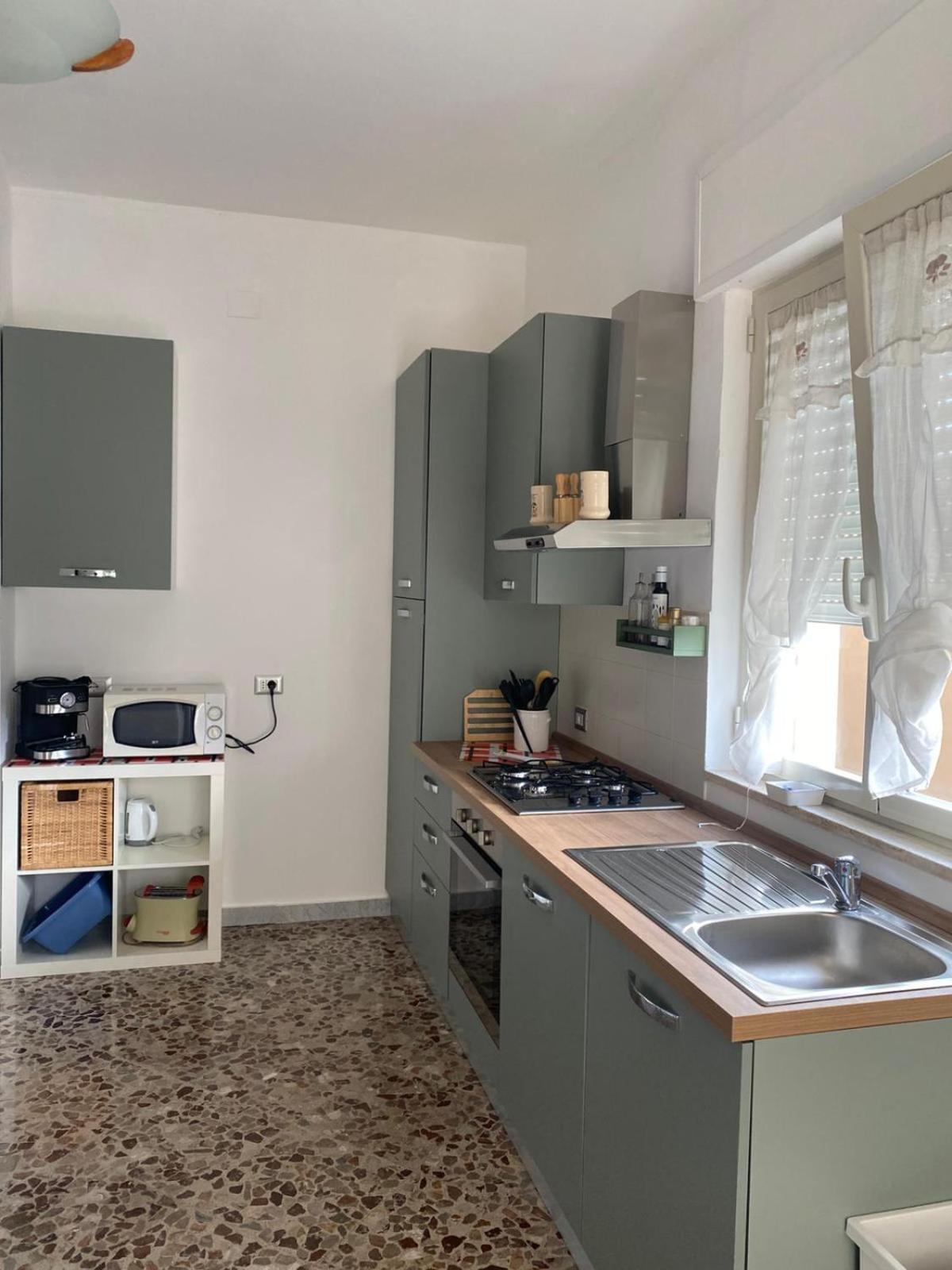 Alloggio Ugo Foscolo Monopoli Esterno foto