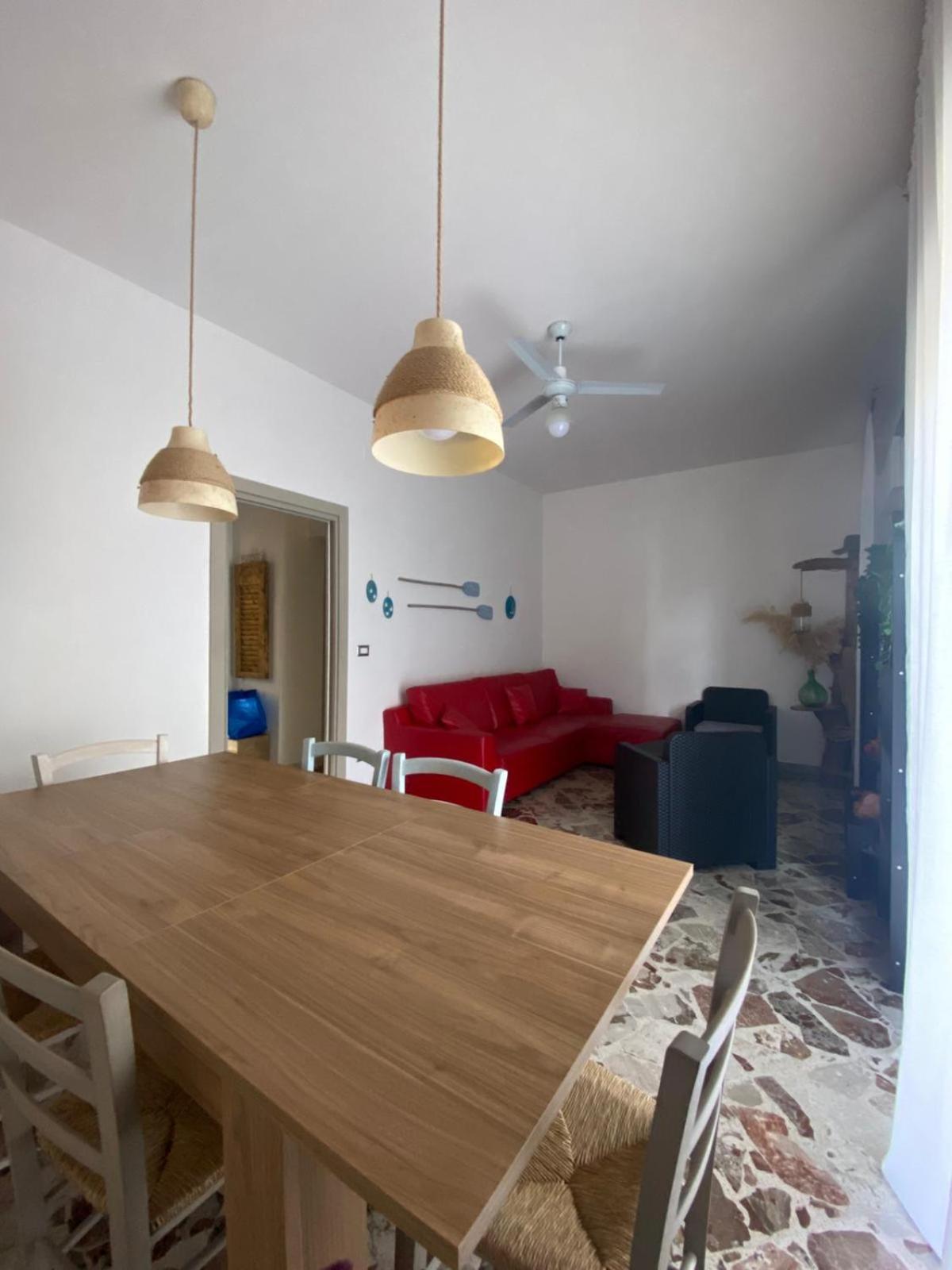 Alloggio Ugo Foscolo Monopoli Esterno foto